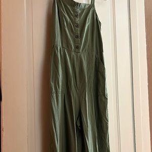 🌿🍁Old Navy Button front, 55% linen minimal jumpsuit, size L